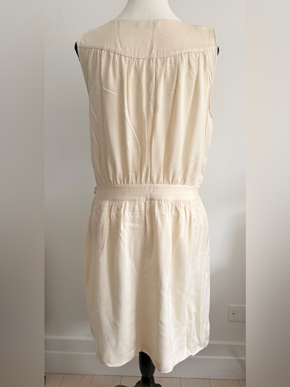 Theory Cream Sleeveless Silk-Dress